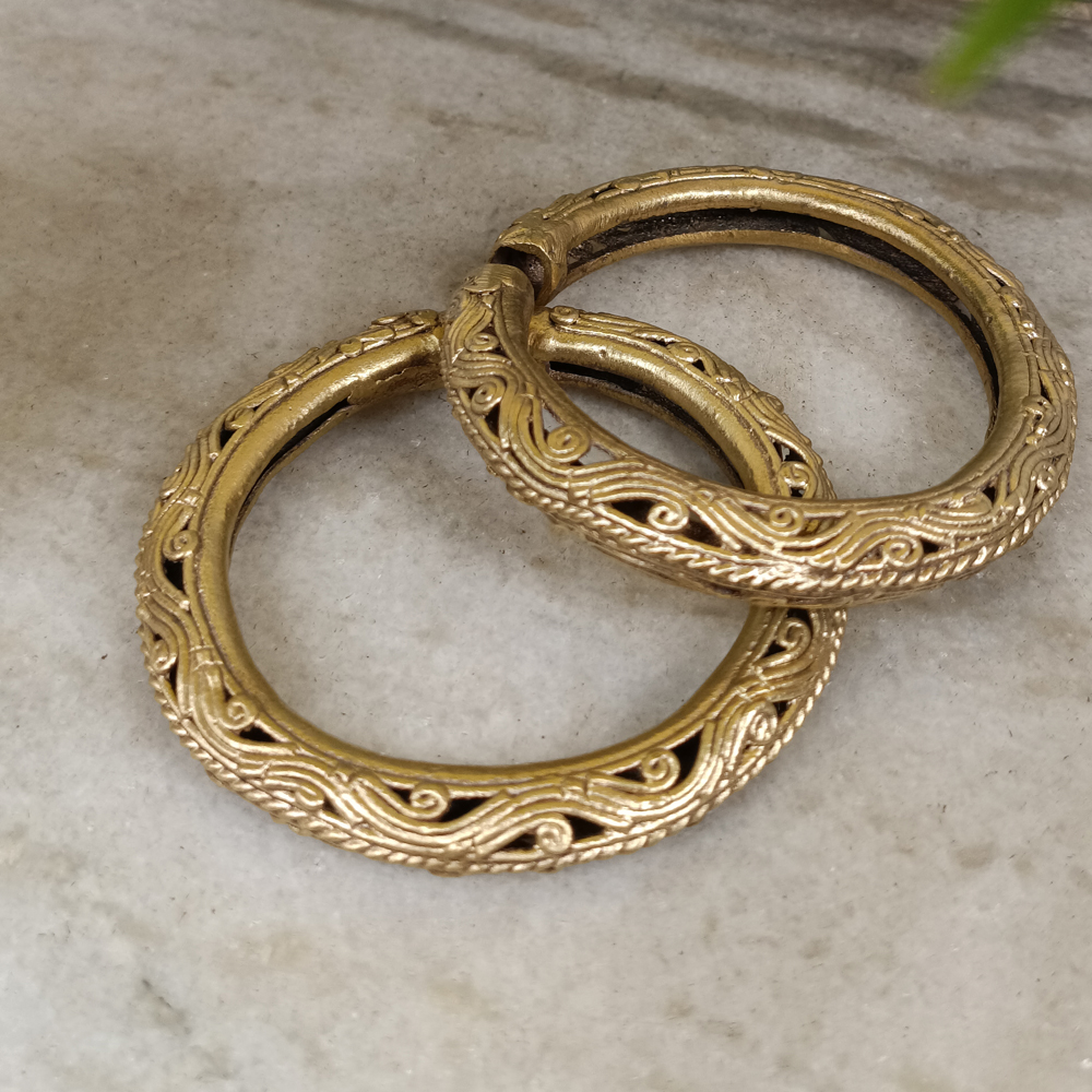 Antique Brass Dhokra Kada | Ethnic Swirl Pattern Tribal Bangle | Hand-Cast Bell Metal Jewelry (Pair) - View 2