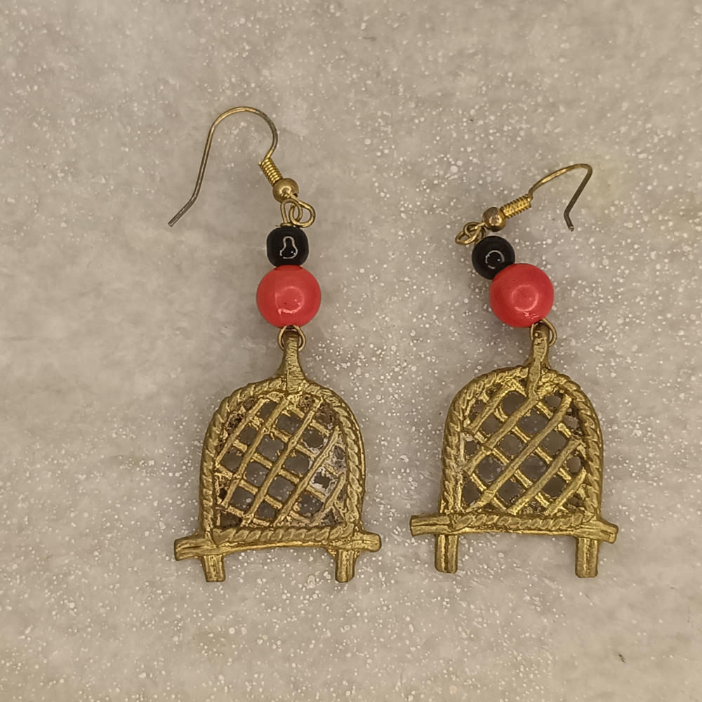 Handcrafted Dhokra Lattice Pendant Jewellery Set – Tribal Brass Necklace and Earrings - View 3