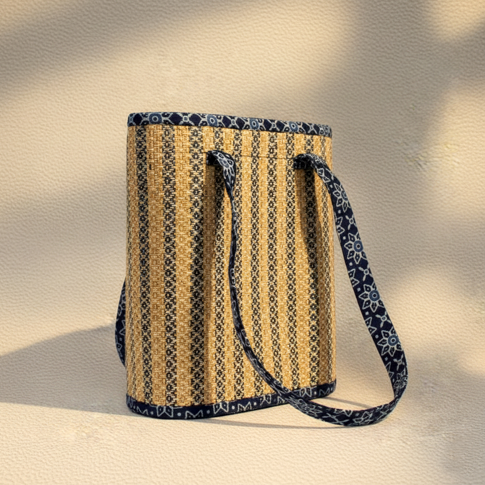 💙 The Indigo Bloom: Handwoven Madur Kati Grass Ladies Bag - View 2