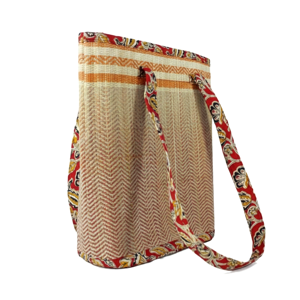 🌾 The Artisan Sling: Handwoven Madur Kati Grass Ladies Bag [Vibrant Red, Orange, and Gold]