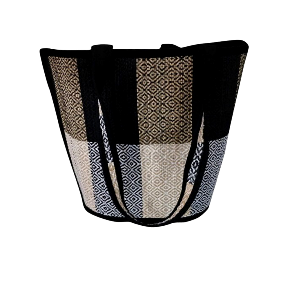 🖤 Chic & Spacious Madurkati Checkered Tote Bag