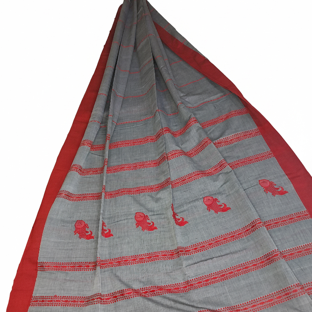Stylish Women Mercerized Cotton Fish Chain Saree (101 count) with Blouse Piece - Grey & Red (100% Cotton) - View 4