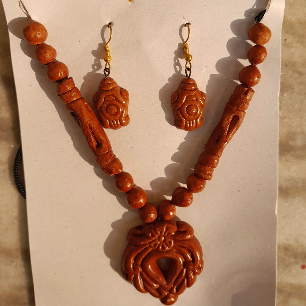 Handcrafted Terracotta Charm: Artisan Necklace & Earring Set - View 4